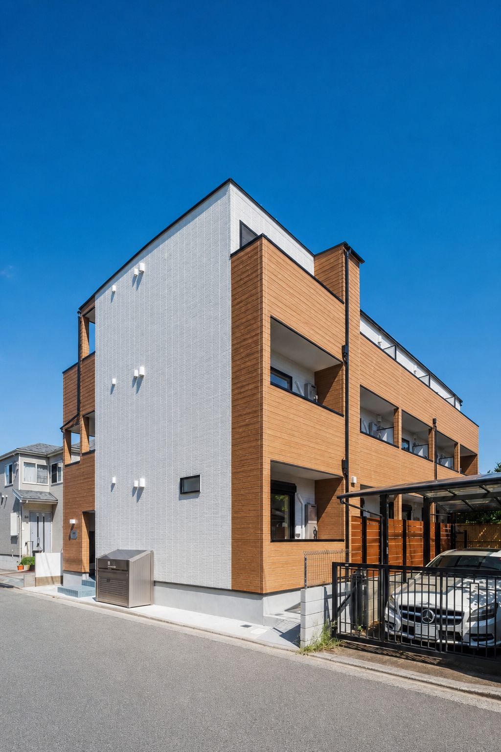 千葉県船橋市芝山 新築一棟木造投資アパート（1K×15戸）
